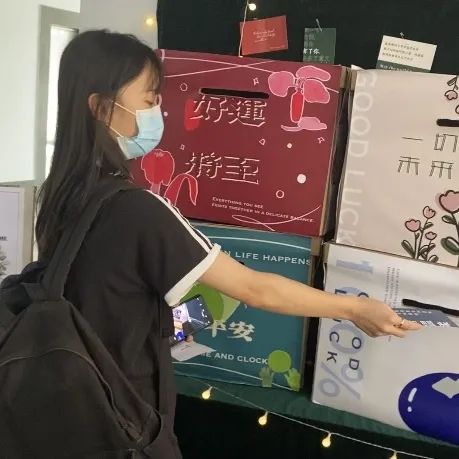日历低可信度描述已自动生成